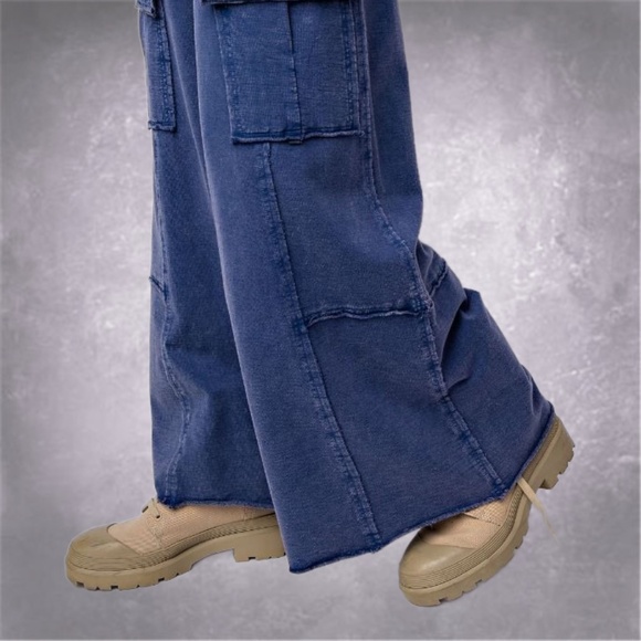 EASEL “Feeling Good Cargos” Mineral Washed Flared Leg, Raw Seams & Hems, Pockets - Picture 4 of 16